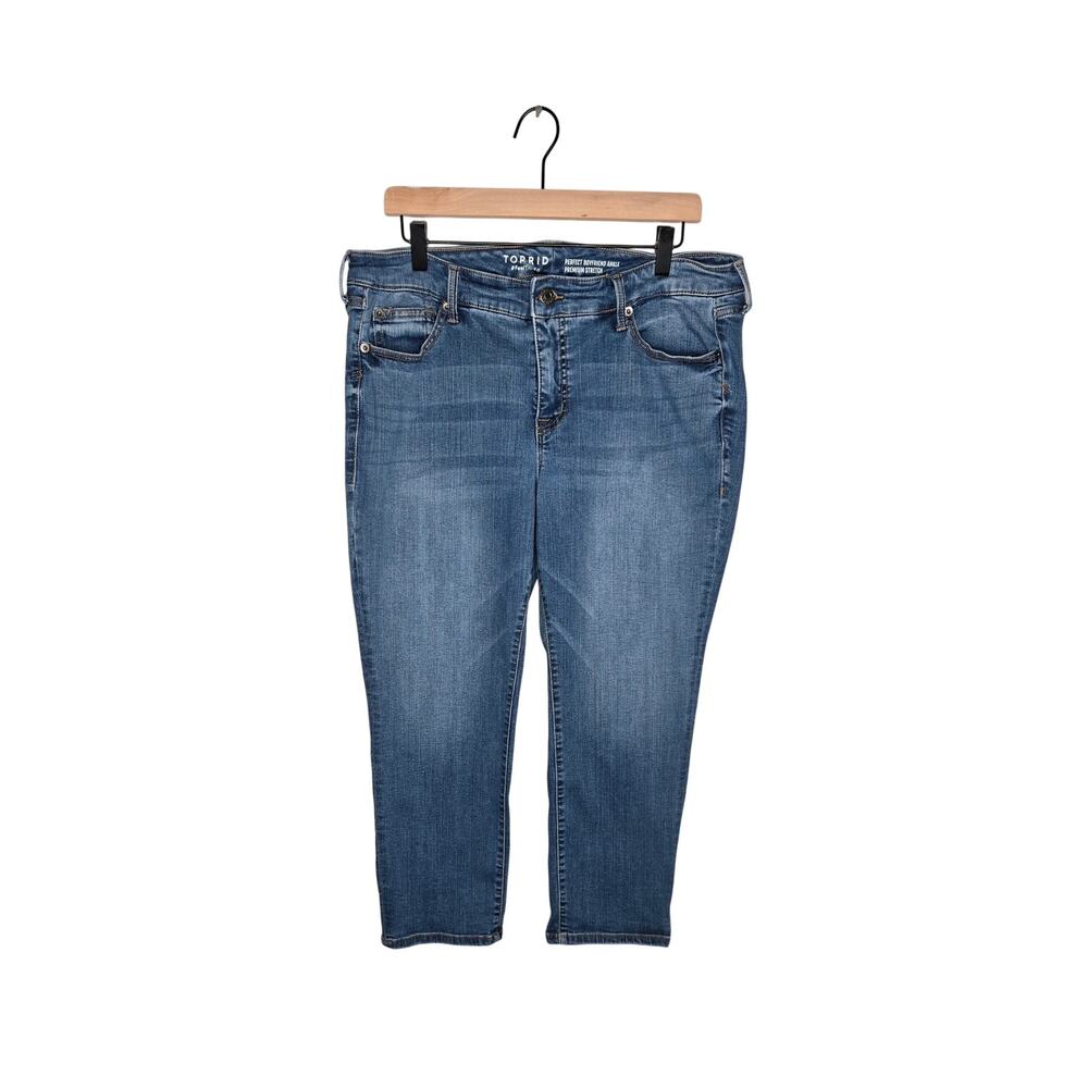 TORRID Perfect Boyfriend Ankle Jeans Premium Stretch Size 14
